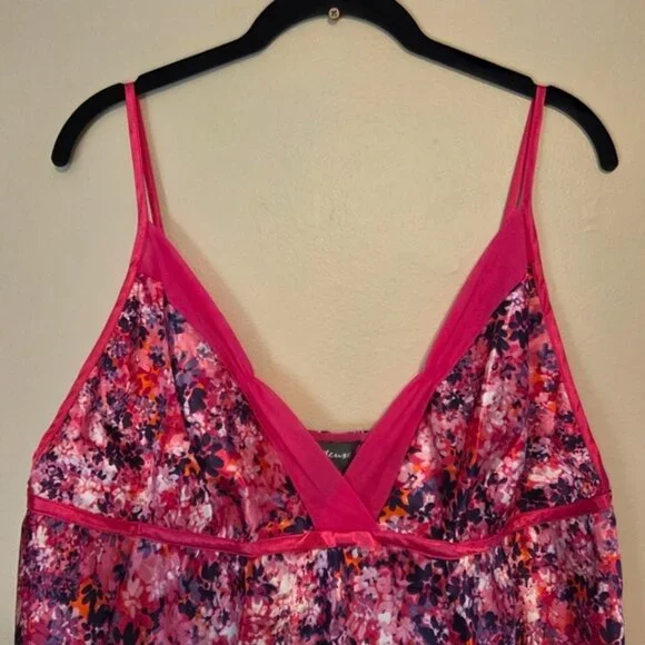 Chanteuse Intimates Slip Chemise - Picture 2 of 4